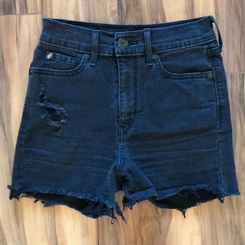 Denizen From Levi’s Black Shorts